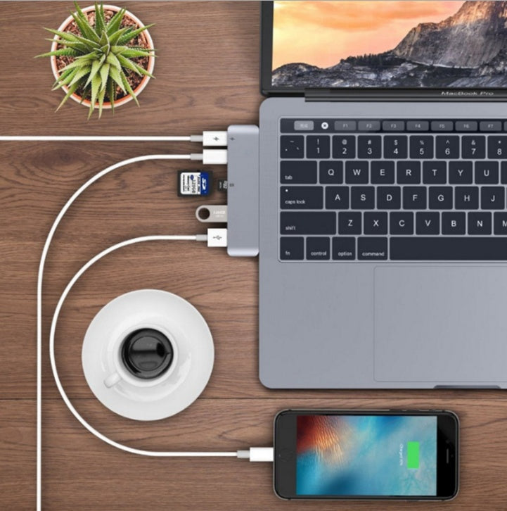 USB Type-C Hub with TF/SD Card Reader and PD Power Adapter