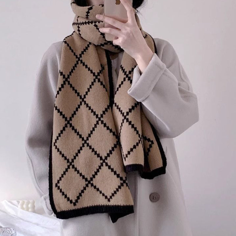 Diamond Plaid Wool Scarf for Winter